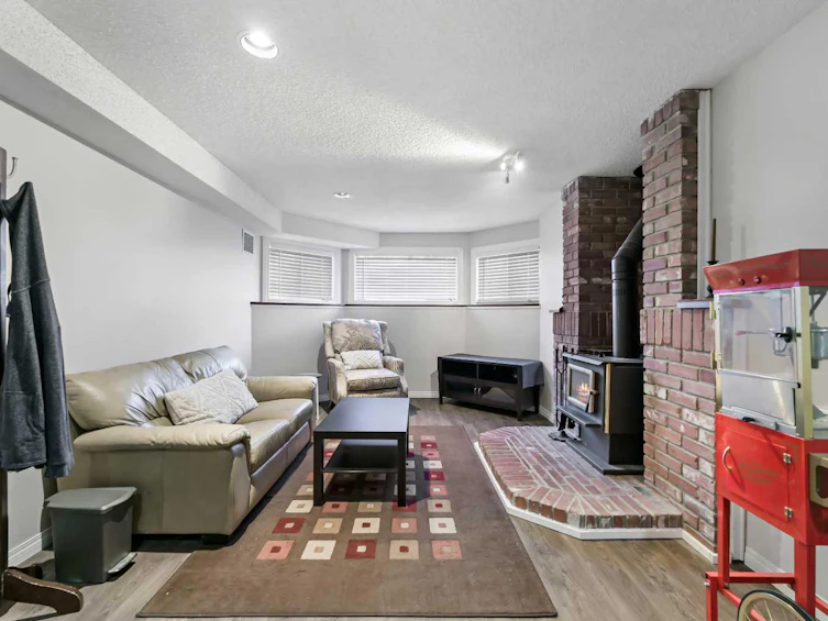 60 Ventura Road NE, Calgary, AB, T2E 8E9 - 22