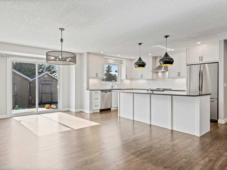 2003 117 Avenue SW, Calgary, AB, T2W 2Y7 - 18