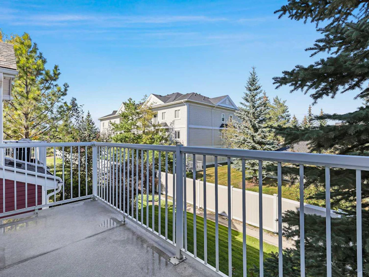 12 Chaparral Ridge Park SE, Calgary, AB, T2X 0E4 - 9
