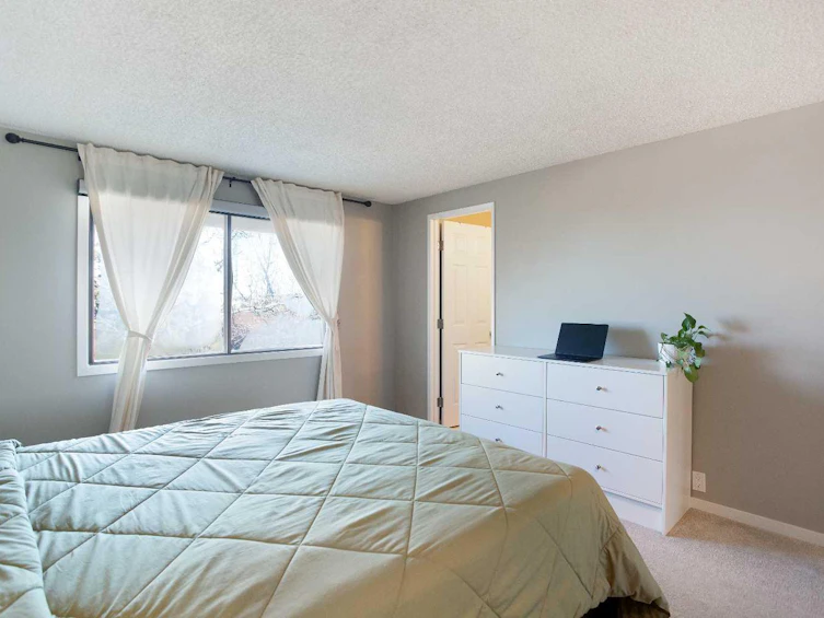 19-5019 46 Avenue SW, Calgary, AB, T3E 6R1 - 12