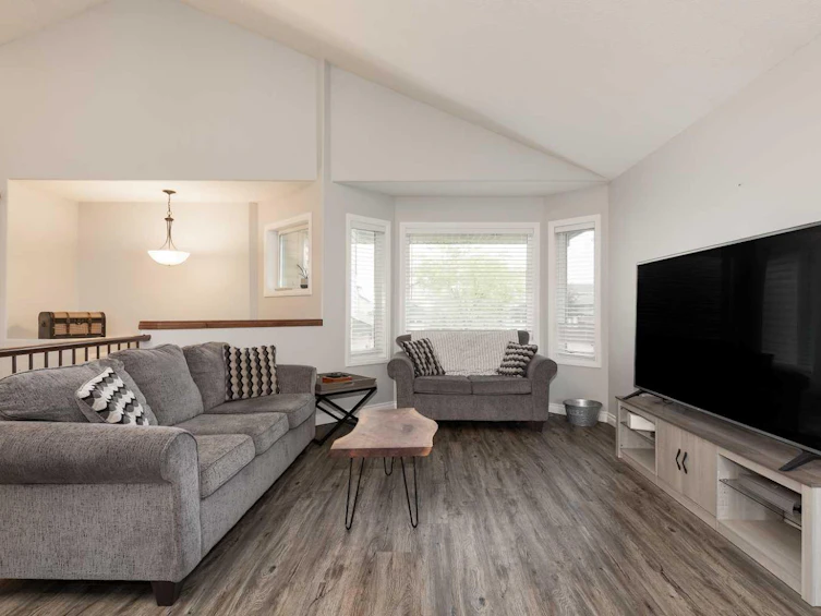 1644 Coalbanks Boulevard W, Lethbridge, AB, T1J 0N9 - 7