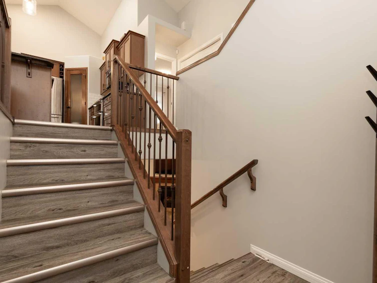 1644 Coalbanks Boulevard W, Lethbridge, AB, T1J 0N9 - 3