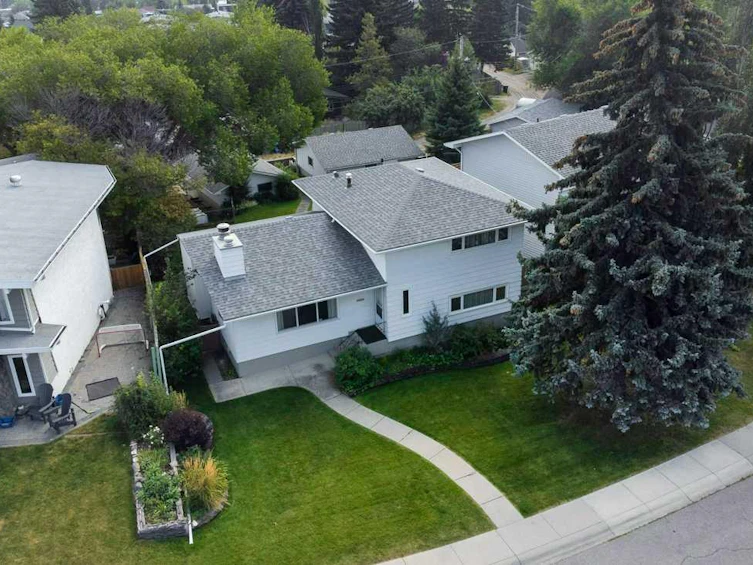 4808 Nordegg Crescent NW, Calgary, AB, T2K 2M5