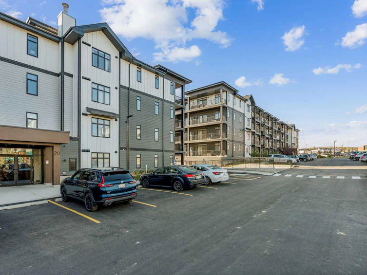 202-20 Sage Hill NW, Calgary, AB, T3R 1Z5
