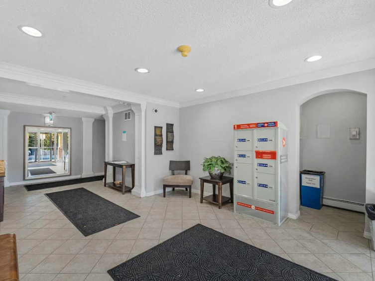 1-2212 34 Avenue SW, Calgary, AB, T2T 2C6 - 32