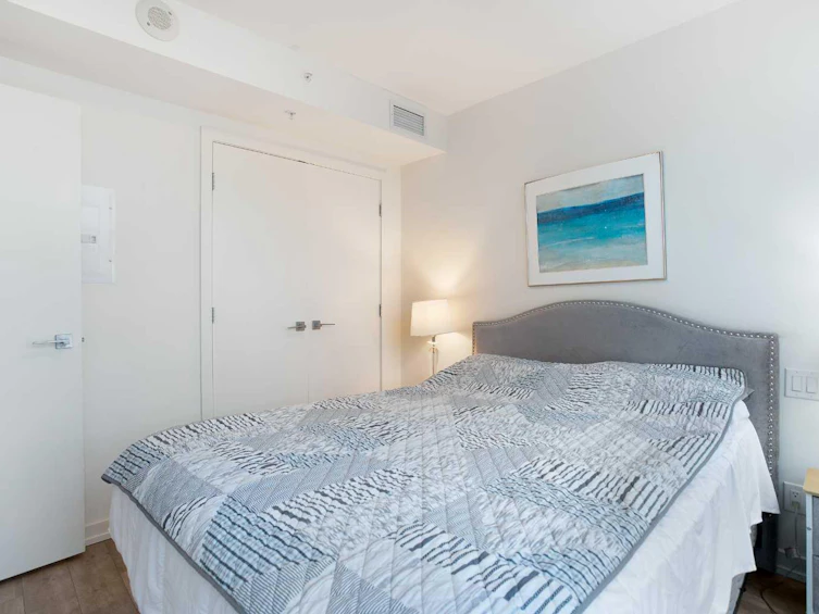 205-51 Waterfront Mews SW, Calgary, AB, T2P 0X3 - 11