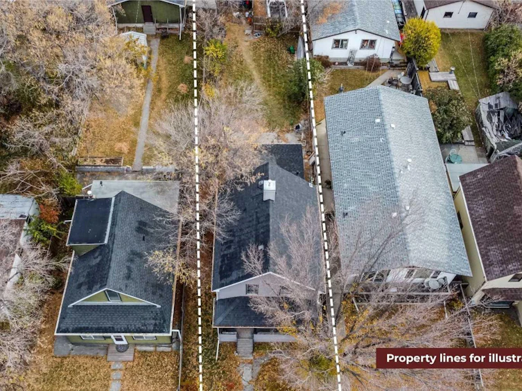 1112 8 Street SE, Calgary, AB, T2G 2Z7