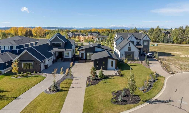 133 Glyde Park