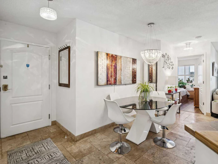 204-30 Sierra Morena Mews SW, Calgary, AB, T3H 3K7 - 8