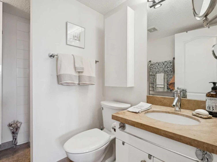 204-30 Sierra Morena Mews SW, Calgary, AB, T3H 3K7 - 12