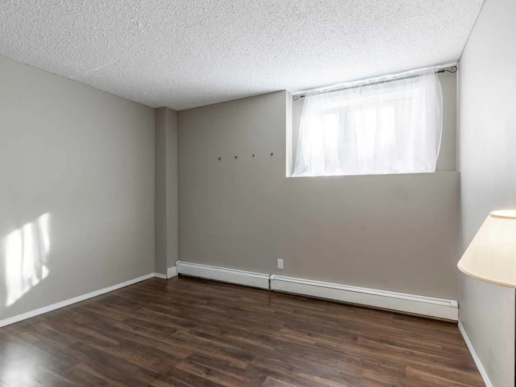 121-1237 4 Avenue S, Lethbridge, AB, T1J 0P9 - 10