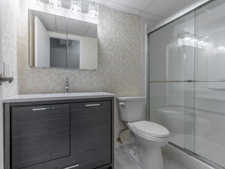 121-1237 4 Avenue S, Lethbridge, AB, T1J 0P9 - 7