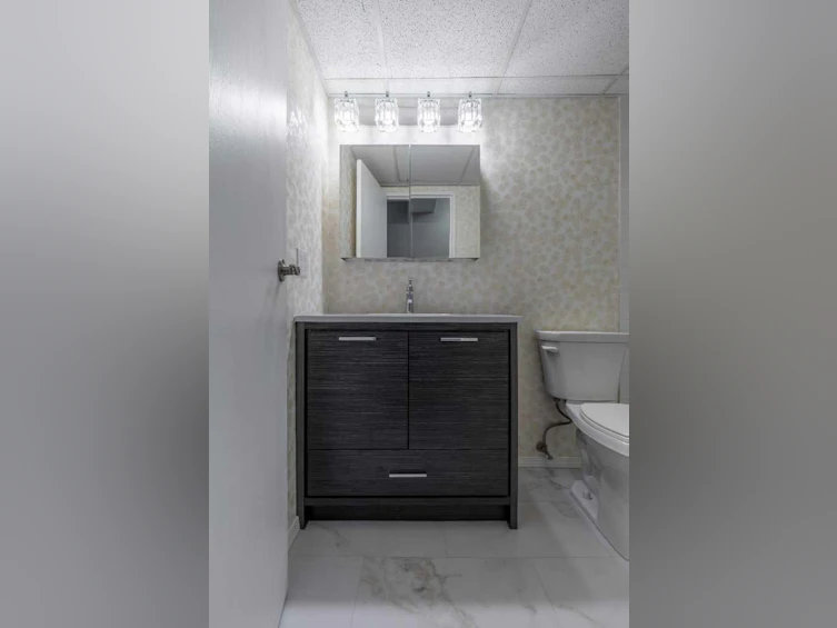 121-1237 4 Avenue S, Lethbridge, AB, T1J 0P9 - 8