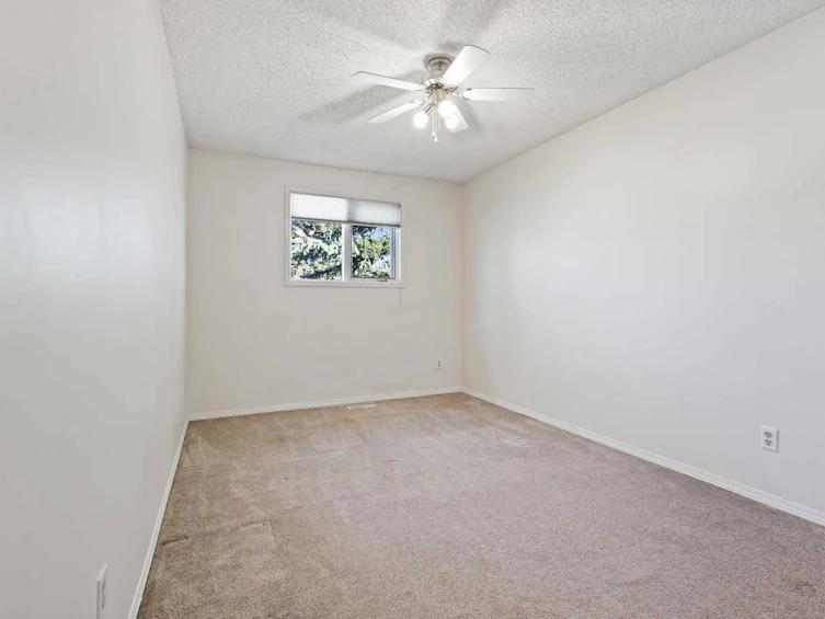 139 Stratton Crescent SW, Calgary, AB, T3H 1T7 - 23
