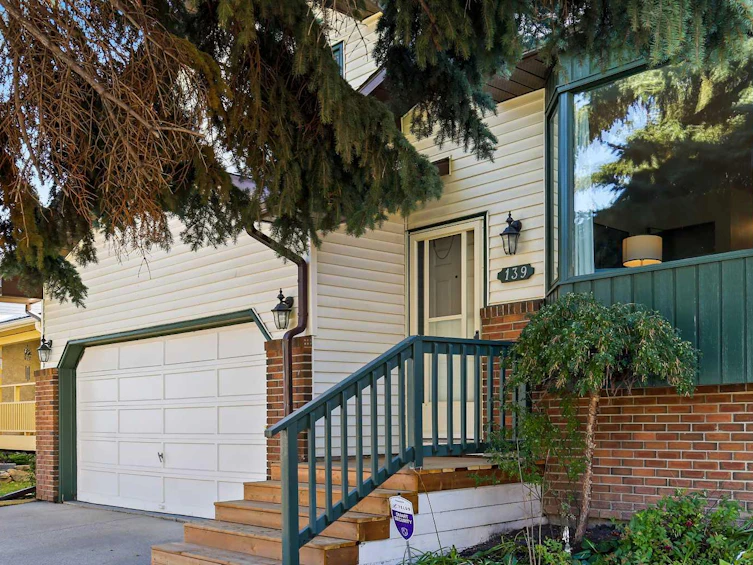 139 Stratton Crescent SW, Calgary, AB, T3H 1T7 - 5