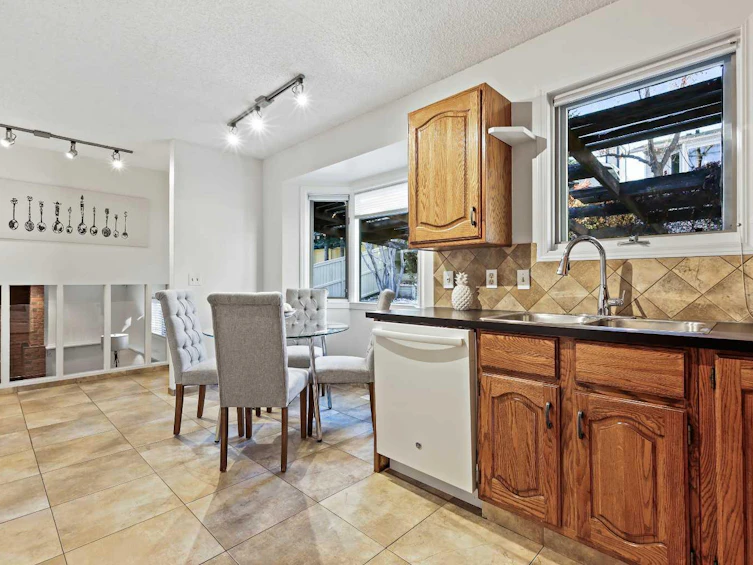 139 Stratton Crescent SW, Calgary, AB, T3H 1T7 - 15