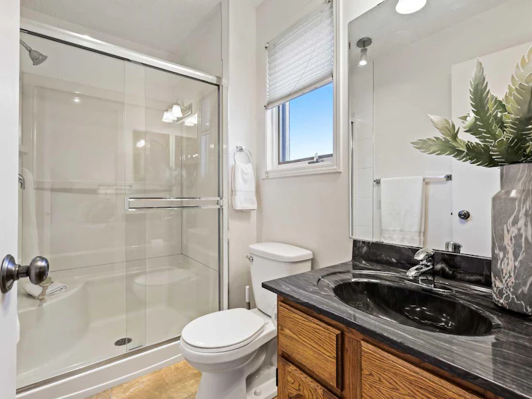 139 Stratton Crescent SW, Calgary, AB, T3H 1T7 - 22
