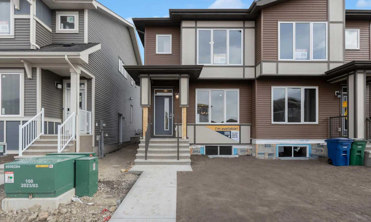 2022 Cobblebrook Crescent SW