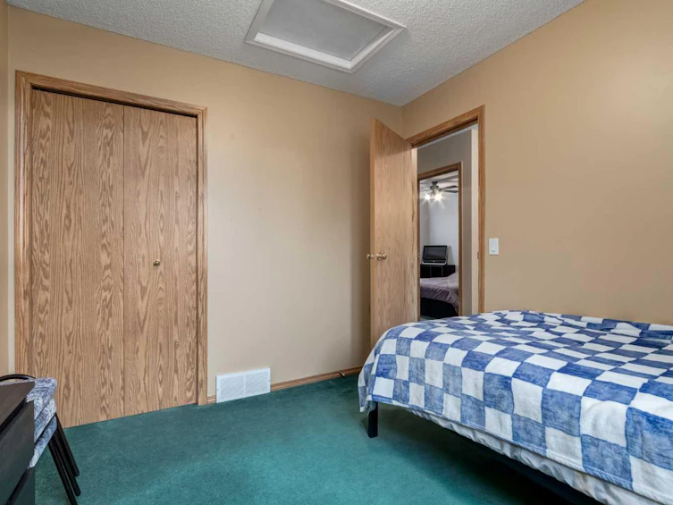168 Mt Apex Green SE, Calgary, AB, T2Z 2V5 - 26