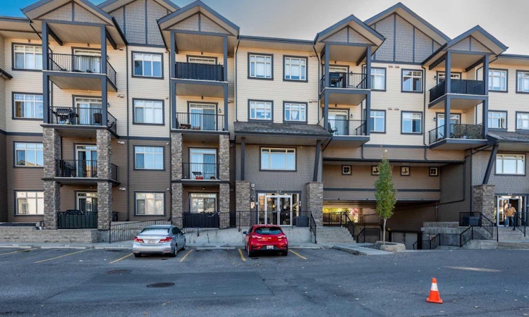 401-117 Copperpond Common SE
