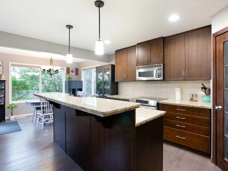 332 New Brighton Place SE, Calgary, AB, T2Z 4W6 - 4
