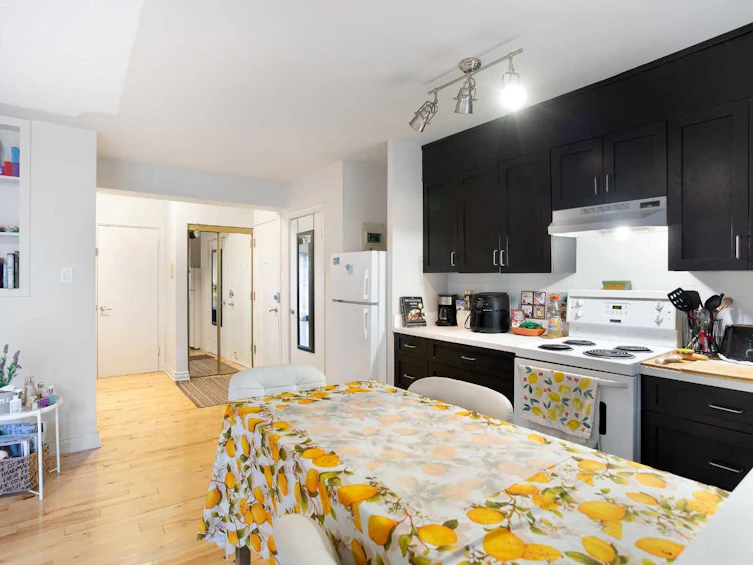 302-1027 12 Avenue SW, Calgary, AB, T2R 0J5 - 9