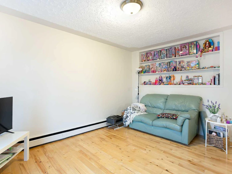 302-1027 12 Avenue SW, Calgary, AB, T2R 0J5 - 4