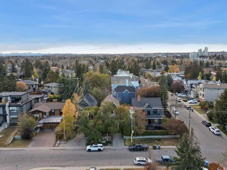 2211 19 Street SW, Calgary, AB, T2T 4X1 - 48