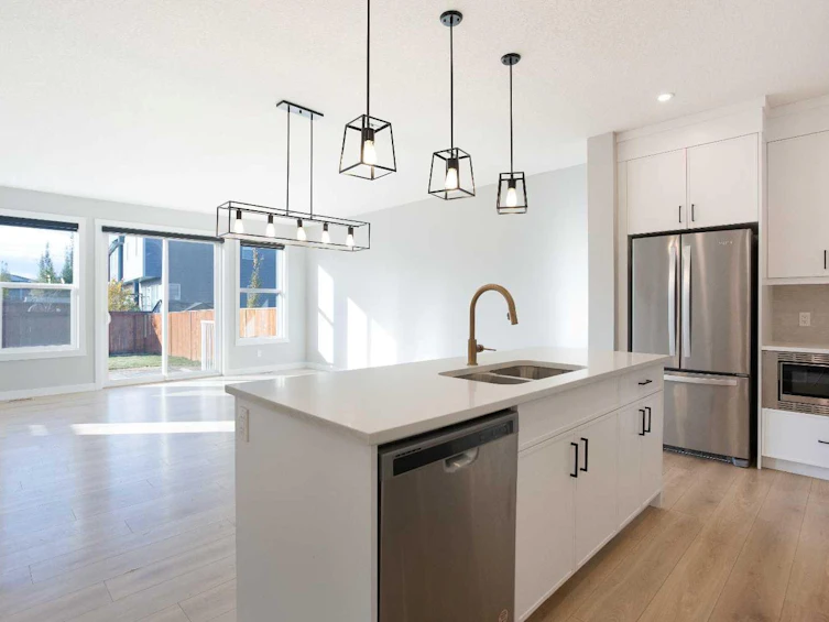 125 Cranbrook Gardens SE, Calgary, AB, T3M 3C3 - 9