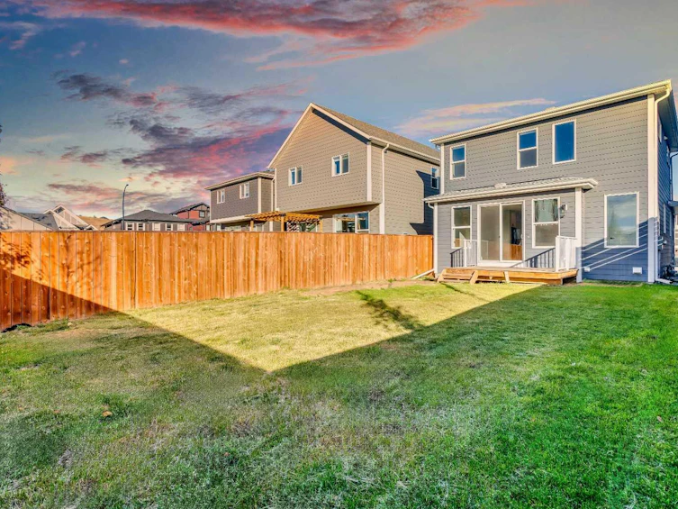 125 Cranbrook Gardens SE, Calgary, AB, T3M 3C3 - 28