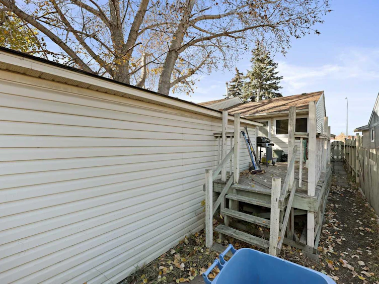 7 Falbury Crescent NE, Calgary, AB, T3J 1H8 - 33