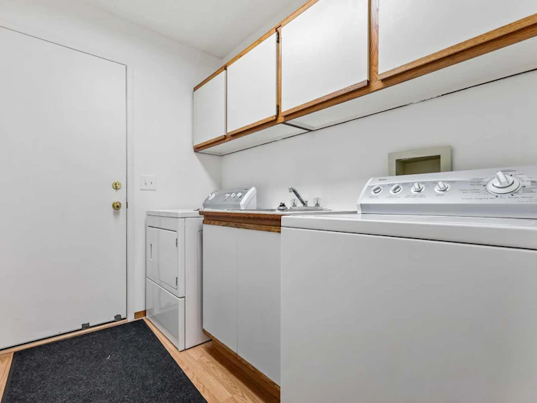 3 Pump Hill Landing SW, Calgary, AB, T2V 5C1 - 23