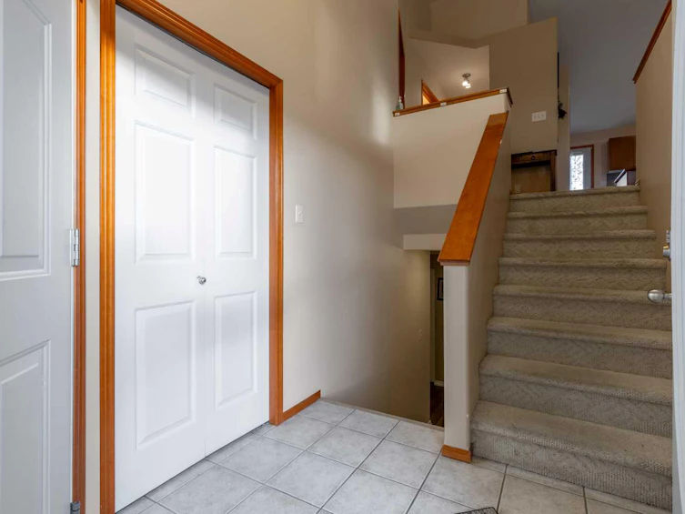 588 Heritage Boulevard W, Lethbridge, AB, T1K 7S4 - 6