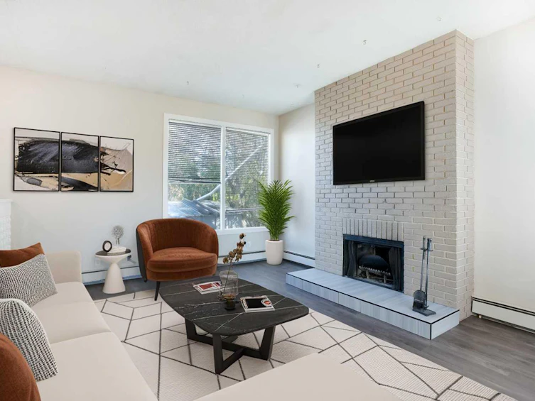 4004 79 Street NW, Calgary, AB, T3B 2N8 - 3