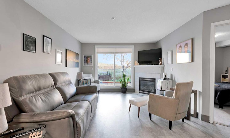 111-4000 Citadel Meadow Point NW