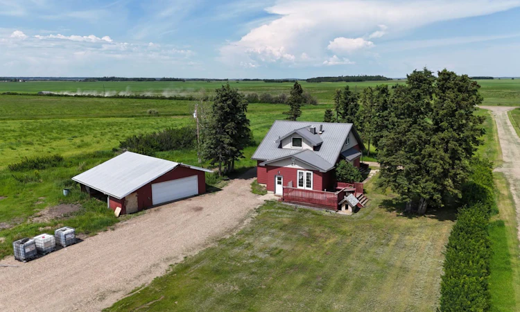 255025 Township 814 Road