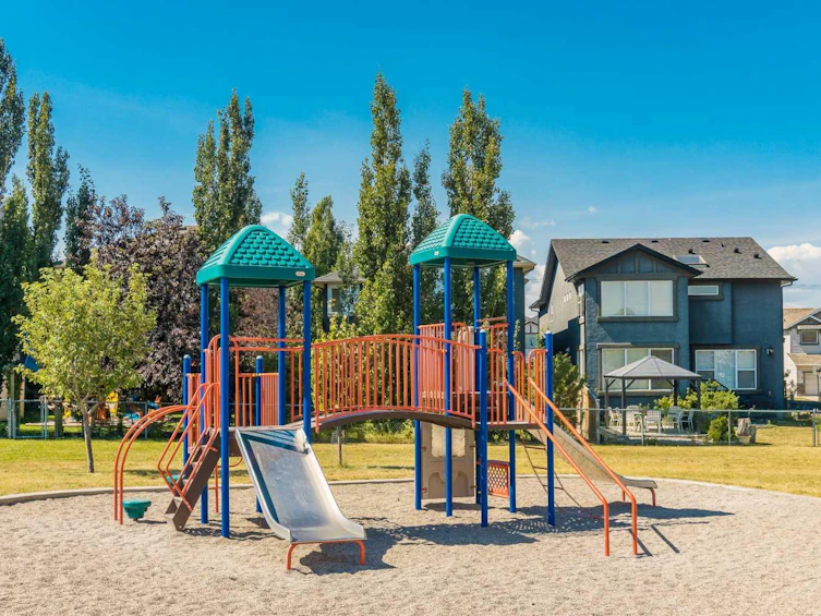 48 Chapala Square SE, Calgary, AB, T2X 3T7 - 47