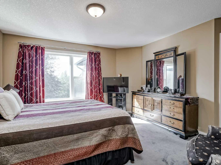 48 Chapala Square SE, Calgary, AB, T2X 3T7 - 24