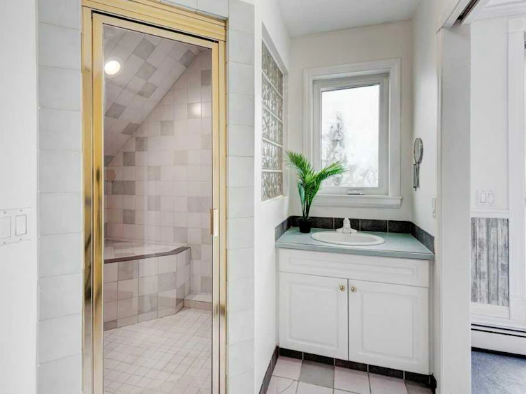 301-705 56 Avenue SW, Calgary, AB, T2V 0G6 - 21