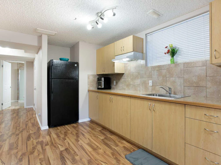 28 Kinlea Link NW, Calgary, AB, T3R 0C4 - 28