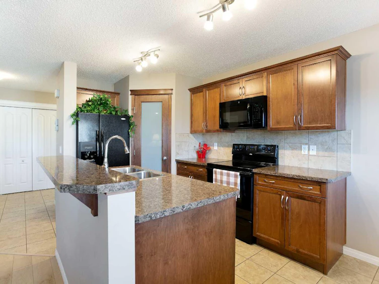 28 Kinlea Link NW, Calgary, AB, T3R 0C4 - 6