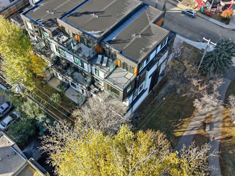 2100 17a Street SW, Calgary, AB, T2T 4R8 - 46