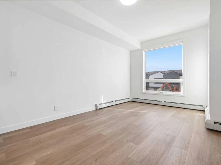 2310-8500 19 Avenue SE, Calgary, AB, T2A 0M8 - 4