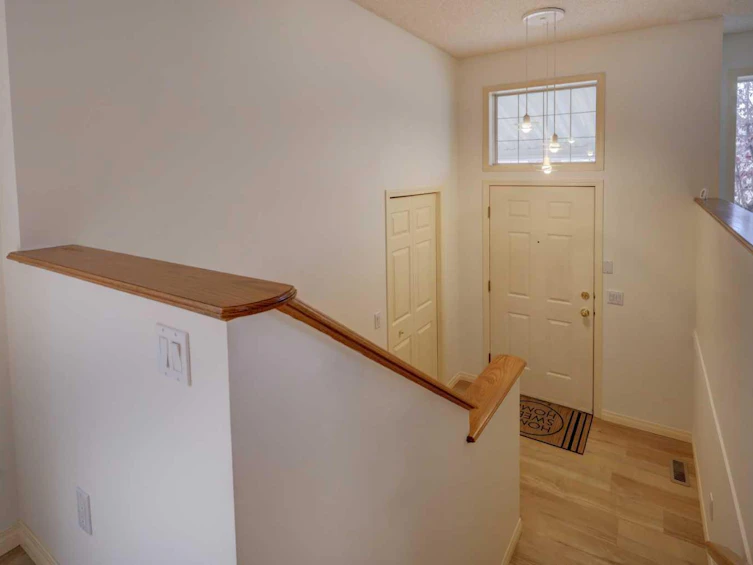 104 Saddlemead Road NE, Calgary, AB, T3J 4J3 - 4
