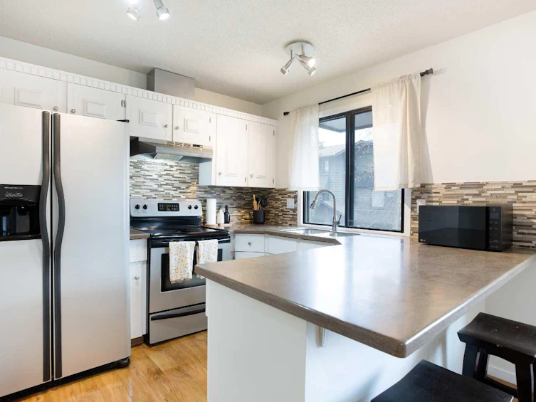 54-10030 Oakmoor Way SW, Calgary, AB, T2V 4S8 - 9