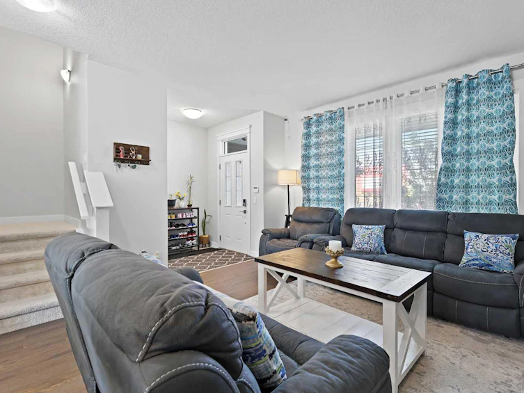 653 Redstone Drive NE, Calgary, AB, T3N 1L1 - 12
