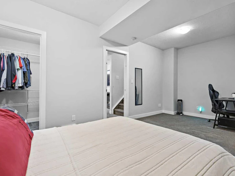 653 Redstone Drive NE, Calgary, AB, T3N 1L1 - 37