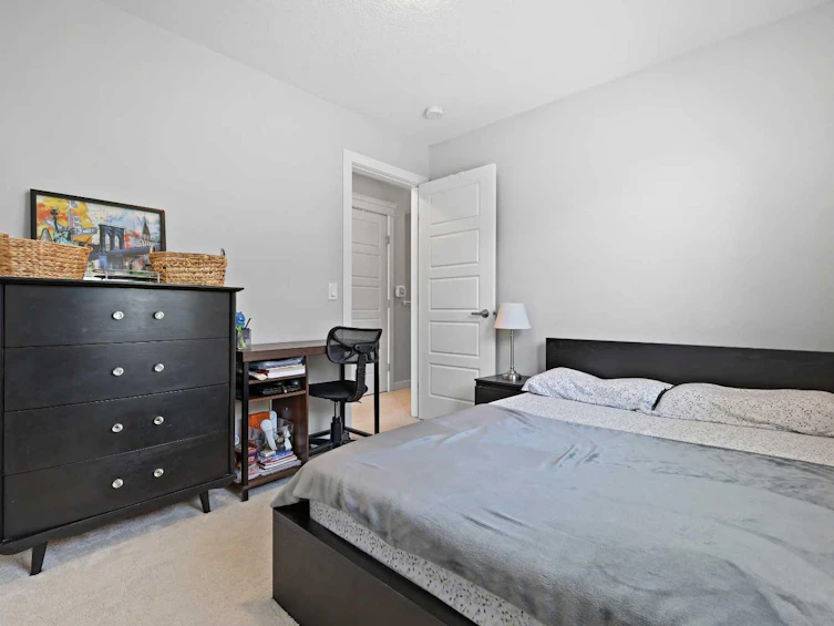 653 Redstone Drive NE, Calgary, AB, T3N 1L1 - 26