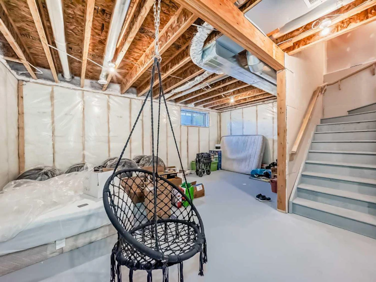 82 Magnolia Court SE, Calgary, AB, T3M 3M6 - 34