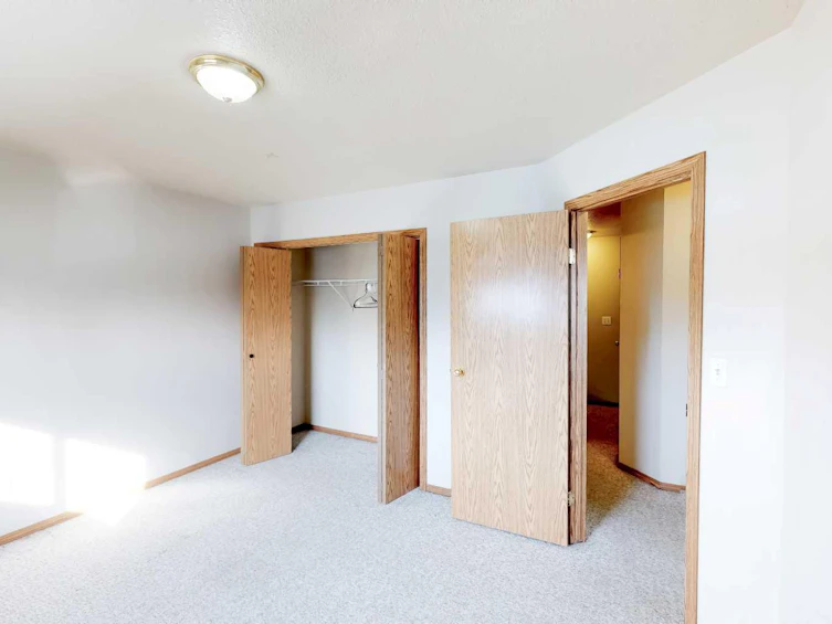 D-10029 105 Avenue, Grande Prairie, AB, T8V 1H2 - 14